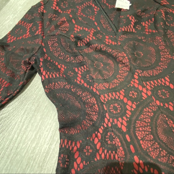 *BNWT* Black and red dress - Picture 3 of 4